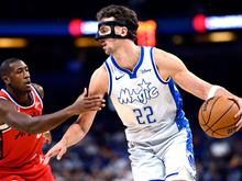 Basketball: Europameister trumpfen für Orlando auf - Schröder geht unter