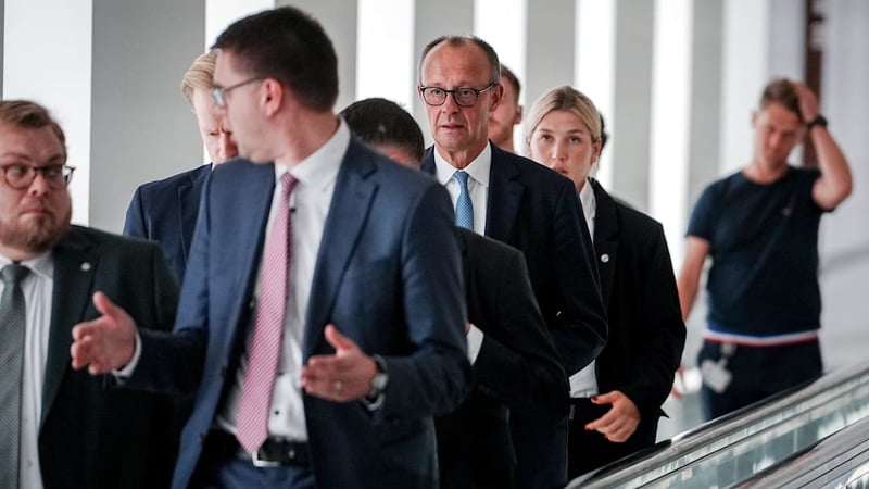 Koalitionsausschuss - Fliegen und Strom für Industrie werden günstiger