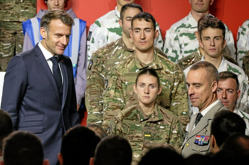 Frankreich | Macron: Verzweifelt und kriegsbereit