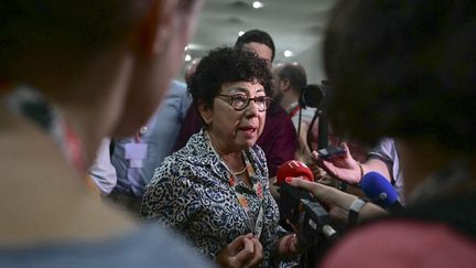 COP30 : "La feuille de route pour sortir des énergies fossiles ? Elle n'existe plus là !", fustige la ministre de la Transition écologique, à quelques heures de la fin du sommet