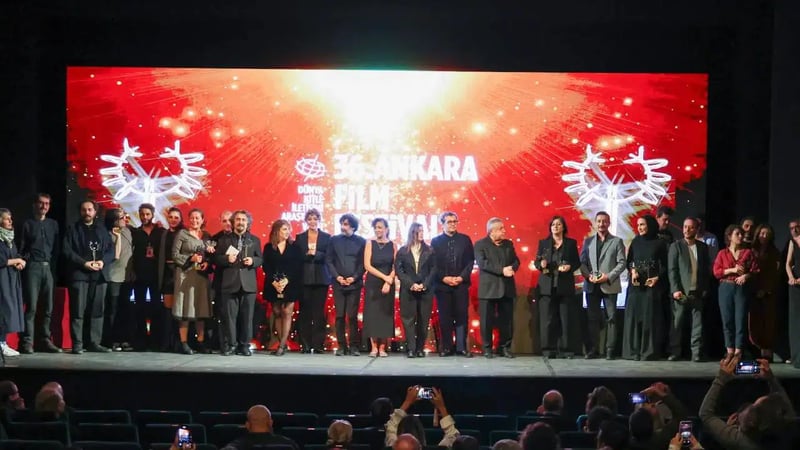 Ankara’da sinema coşkusu sona erdi: Büyük ödül ‘Tavşan İmparatorluğu’nun