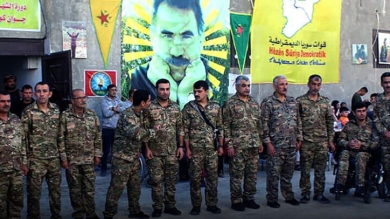 PKK sınırımızda mezuniyet töreniyle şov yaptı: Hani bunlar silah bırakmıştı?