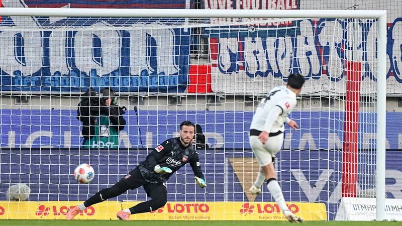 Wieder Elfer-Zoff? - Diks verrät Gladbachs irren Elfer-Trick!