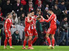 Fußball-Bundesliga: Arsenal wirkt lange nach: Bayern mühen sich zum Arbeitssieg