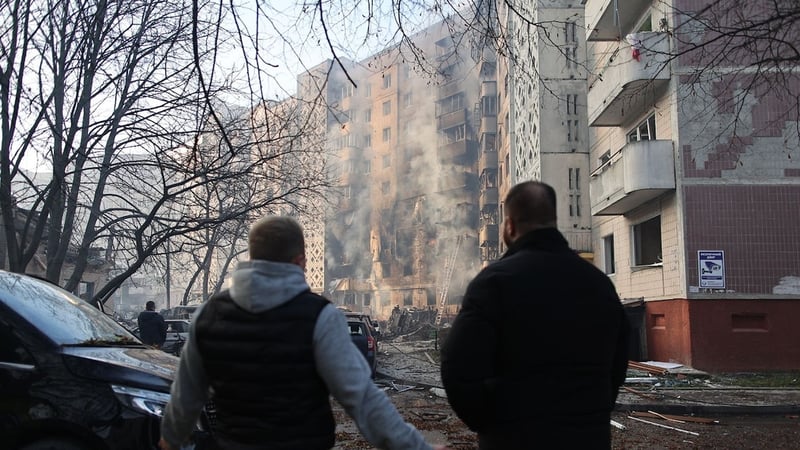 Hunderte Helfer im Einsatz: 16 Menschen nach russischem Raketenangriff in Ternopil vermisst