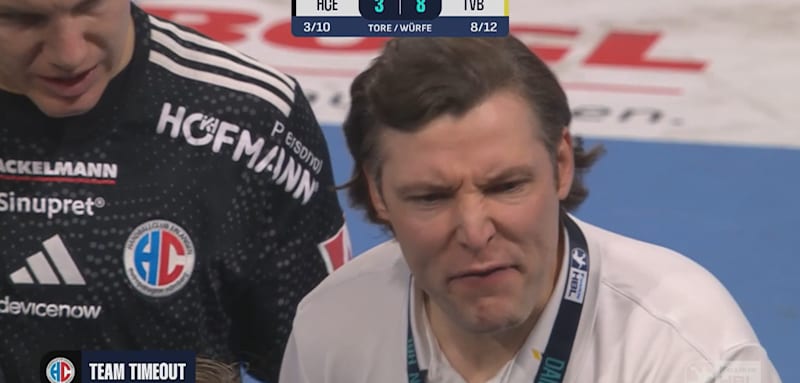 Wut-Auszeit – Hier faltet der Erlangen-Trainer sein Team zusammen