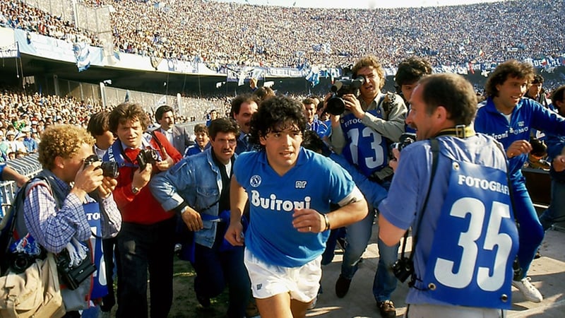 "Diego Maradona": Legendärer Dokumentarfilm: Genie und Wahnsinn des wohl besten Fußballers aller Zeiten