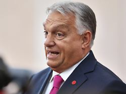 "Russen schaffen es seit drei Jahren nicht": Orban weist Sorge vor russischem Angriff auf Nato-Gebiet als "lächerlich" zurück