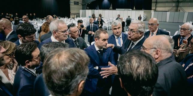 « Allocation sociale unique », 600 millions d’euros de soutien… : à Albi, Sébastien Lecornu a tenté de rassurer les départements