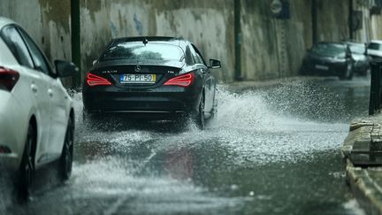 Au Portugal, le bilan de la tempête Claudia s'alourdit à trois morts après la disparition d'une personne dans un camping