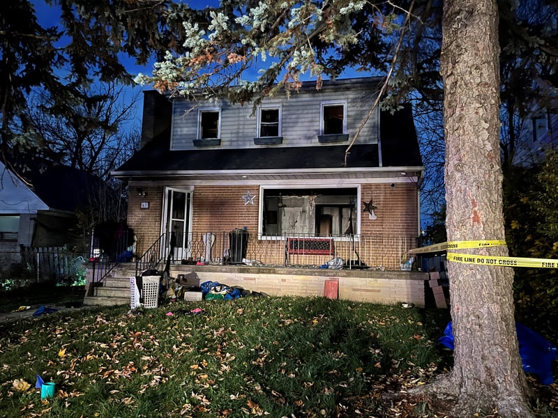 4-year-old child injured, 2 dogs die after Toronto house fire