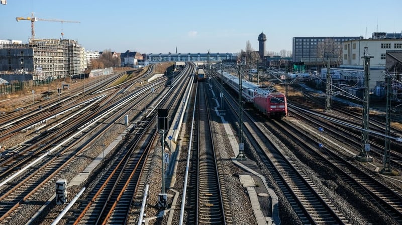 Verkehrspolitik: Anstieg der „Schienenmaut“ gedämpft – Signal an Bahnkunden