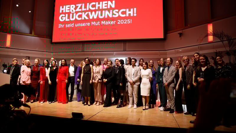 Tijen Onaran kürt „Mutmacher des Jahres“ – Ahmad Mansour macht emotionales Geständnis