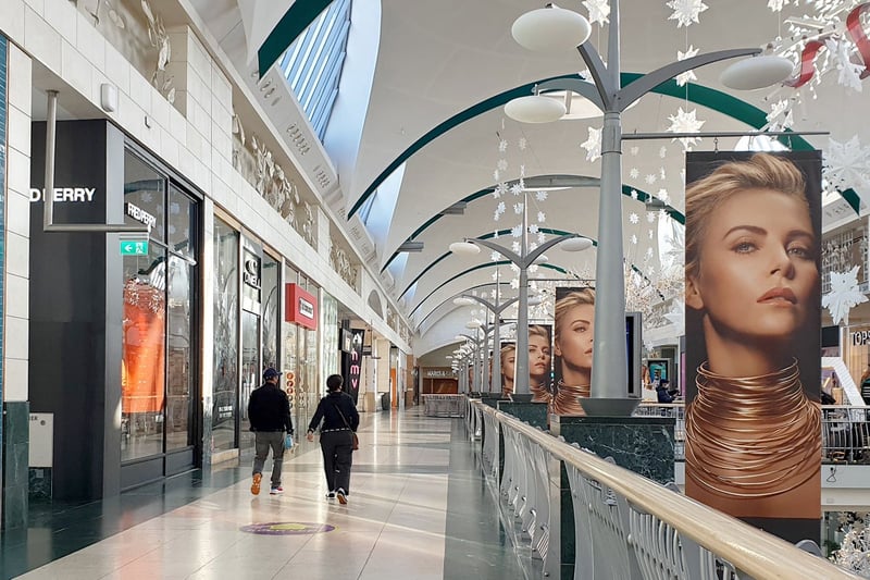 Landsec improves guidance amid shift from office investment