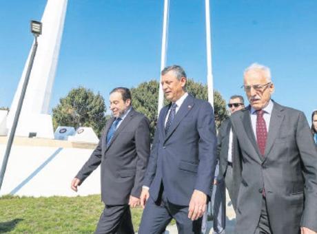 Özel adaylık sinyali mi verdi?