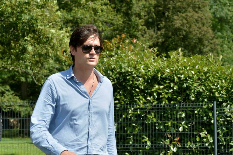 Alain-Fabien Delon veut obtenir « l’indignité successorale » pour sa sœur Anouchka