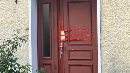 Féminicide dans les Ardennes : il tue son épouse avant de tenter de se suicider, "le suspect reconnaît tout et ne paraît éprouver aucun remord"