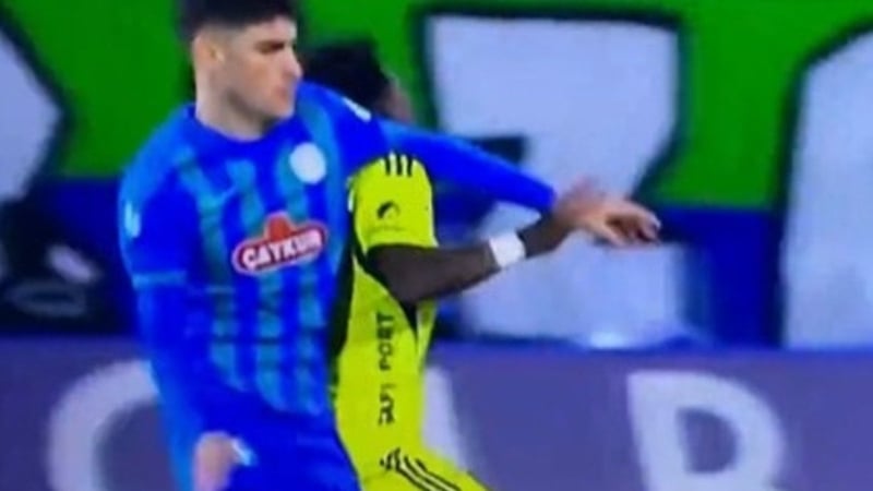F.Bahçe'den faul beklentisi! Gol öncesi olay pozisyon