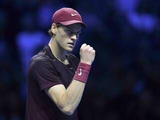 Masters ATP. Déjà qualifié en demi-finales, Jannik Sinner domine Ben Shelton et poursuit sans-faute