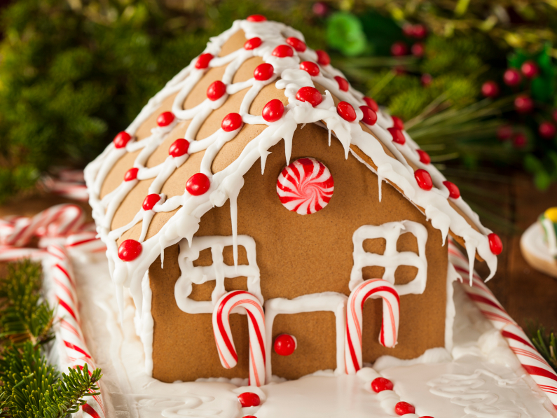 The best gingerbread house kits for the whole family