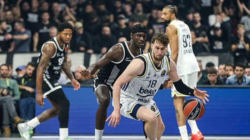 Fenerbahçe Belgrad'daki pankart skandalını şikayet edecek!