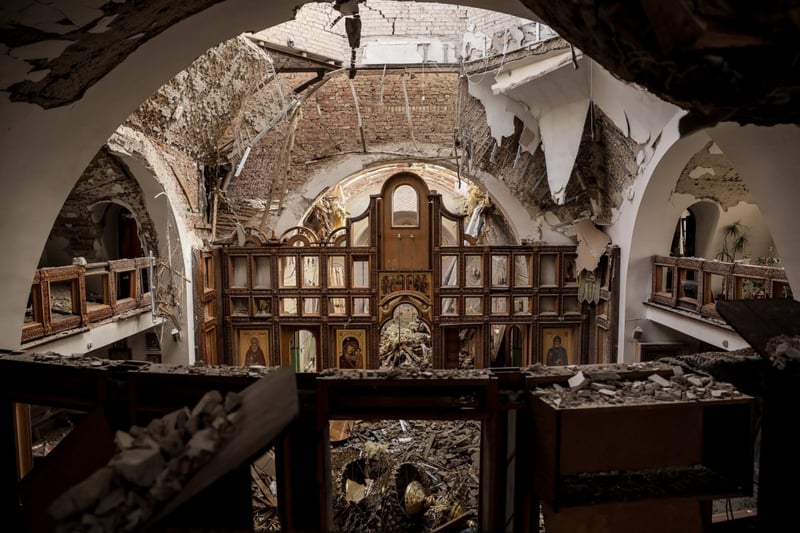 Trump’s deal would hand Ukraine’s ‘fortress belt’ to Putin – leaving it a sitting duck