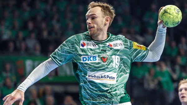 Füchse Berlin mühen sich zum Sieg bei den Löwen