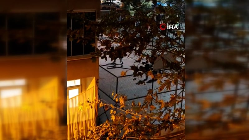 Sultangazi'de gençlerin dövüş oyunu