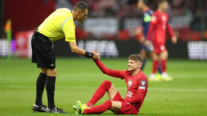 Szymanski'den Fenerbahçe'ye kötü haber: Derbiye yetişebilecek mi?