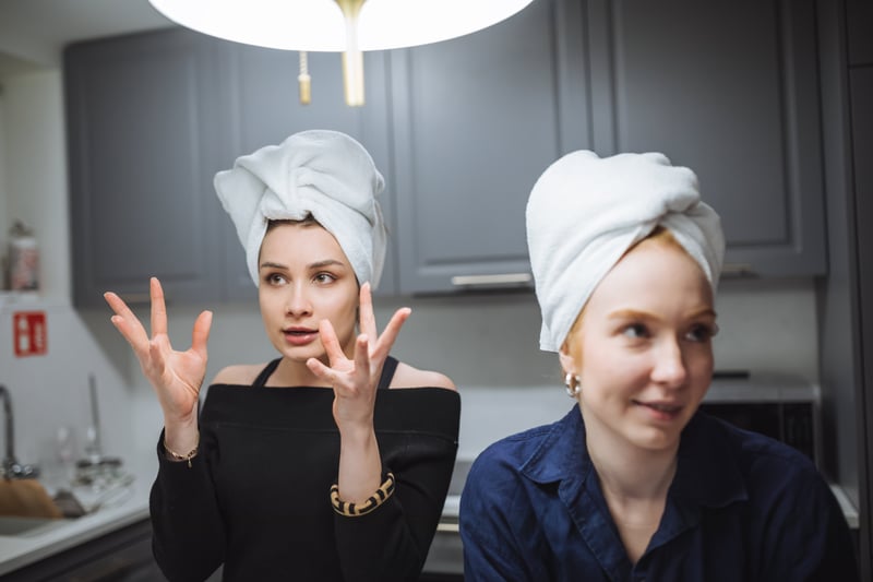 The 7 Most Common Fights Close Friends Have And How To Work Through Them