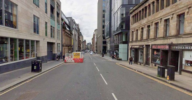 H&M evacuated after ‘explosions’ heard in city centre
