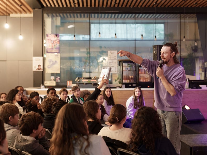 « Ça fait du bien d’en parler » : des concerts pour aborder la santé mentale avec les jeunes