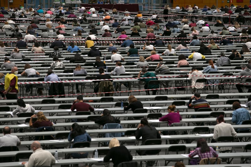 Convocatoria de oposiciones masiva: unas 4.853 personas compiten este sábado por 1.000 plazas de la Administración local