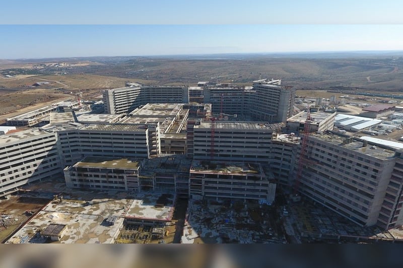 CHP’li Mustafa Erdem:  Bütçe şehir hastanelerine akıyor, yurttaşlar 25 yıl boyunca vergi yükü altına sokuluyor