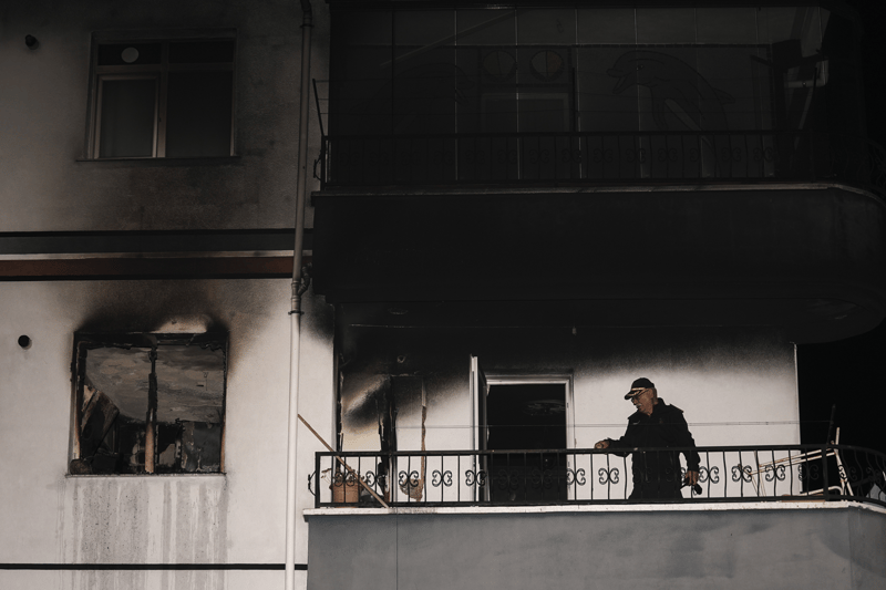 Başkentte apartman dairesinde patlama meydana geldi