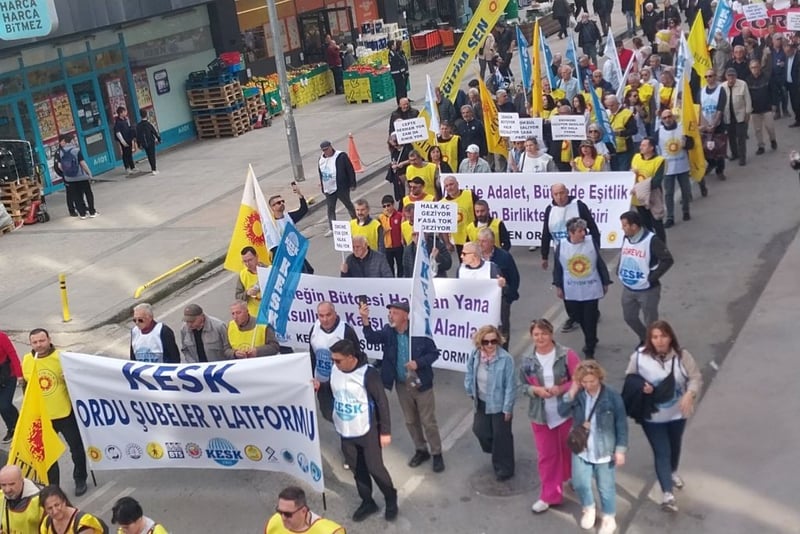 KESK Samsun'da miting düzenledi: "Halk için bütçe, sermayeye değil”