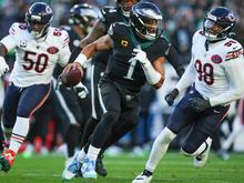 American Football: Chicago Bears düpieren Super-Bowl-Sieger Philadelphia