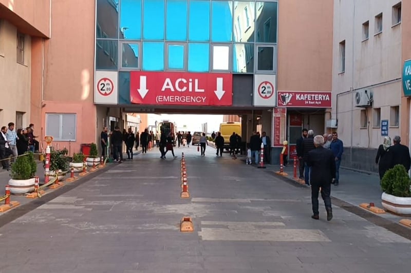 İstanbul Fatih'te gıda zehirlenmesi şüphesiyle hastaneye kaldırılan 2 çocuk hayatını kaybetti