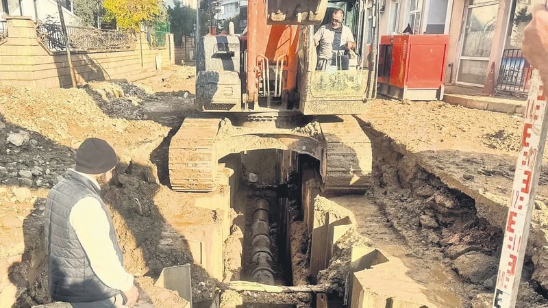 Erdek’te bin yıllık sütun bulundu