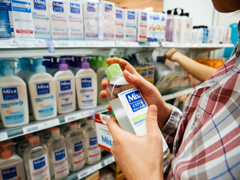 Aller à la pharmacie plutôt qu’au Louvre : ces enseignes de «skincare» français font le plein auprès des jeunes touristes