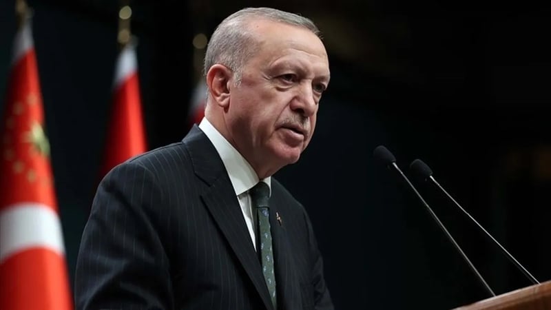 Erdoğan’dan şehit babasına taziye