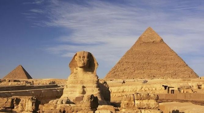 Mısır piramitlerinde 4.500 yıl sonra yeni gizli geçit keşfedildi! Herkes içinde ne olduğu merak ediyor