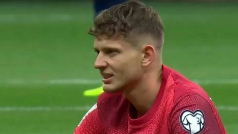 Fenerbahçe'ye Sebastian Szymanski'den kötü haber!