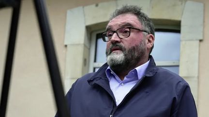 Procès de Frédéric Péchier : l'anesthésiste prend la parole, critiquant les témoignages d'un ancien confrère