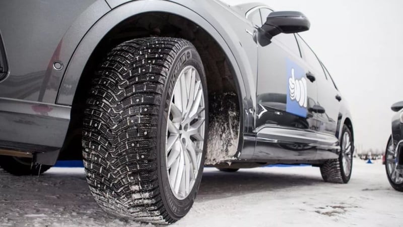 Zorunlu kış lastiği uygulaması başladı: Kurala uymayanlara 5 bin 856 lira idari para cezası