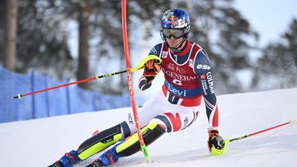 Ski alpin : Clément Noël termine deuxième du premier slalom de la saison à Lévi, à trois mois des JO de Milan-Cortina