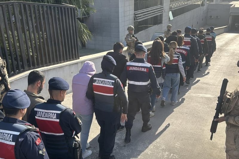 Mersin merkezli 9 ilde yasa dışı bahis soruşturması: 4’ü hakem 32 kişi tutuklandı tutuklandı