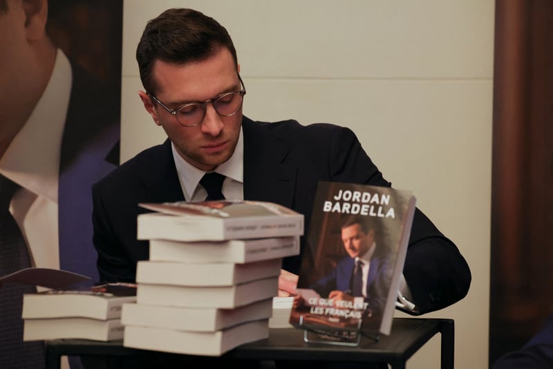 Jordan Bardella agressé lors d’une séance de dédicaces dans le Tarn-et-Garonne, une plainte déposée