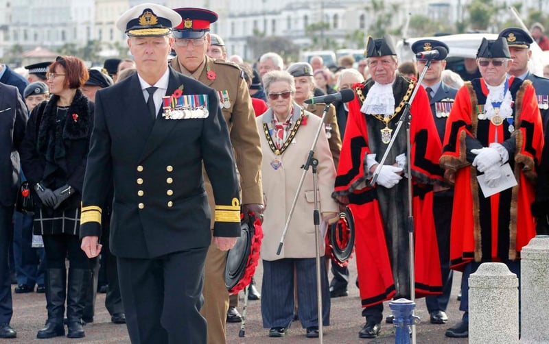 All we know about the Remembrance Sunday ‘fake admiral’