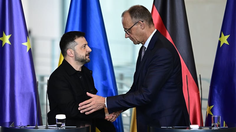 Selenskyj ist geschwächt - Merz steht Ukraine gegen Druck von Trump bei